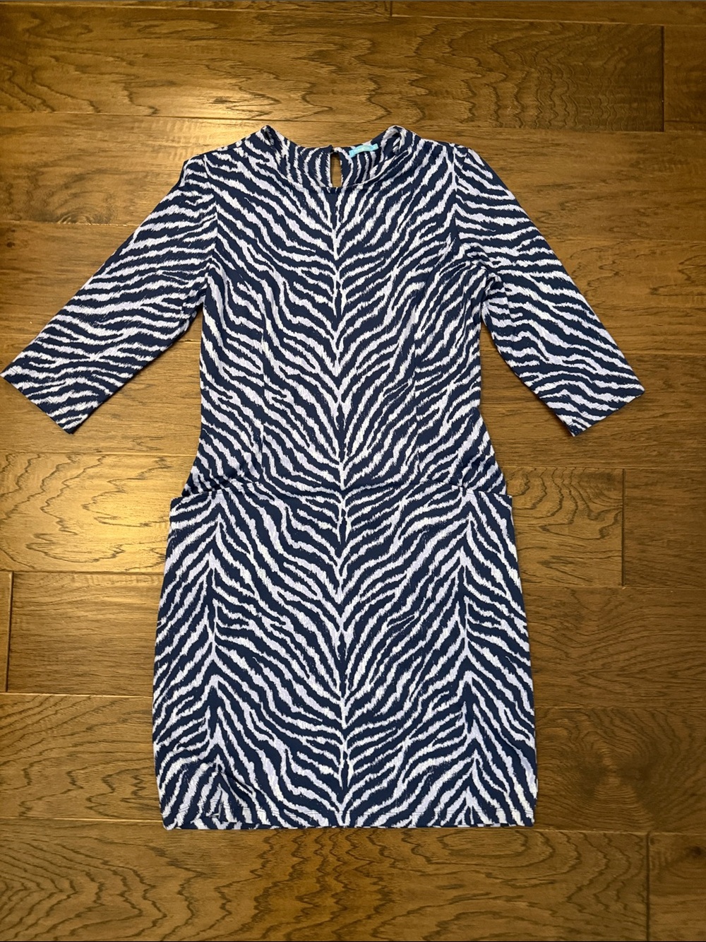 J.McLaughlin Catalyst Dress Blue Zebra Print 3/4 Sleeve Pockets Size M
